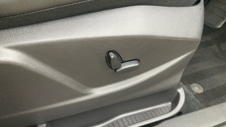 Ford C-MAX 1.5 TDCi Titanium X 5dr Powershift Diesel Estate